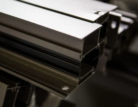 科技美學於日常的妙處-鋁製線槽