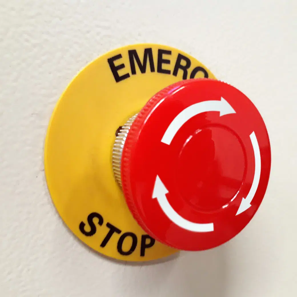 為什麼緊急按鈕顏色有規定? 為什麼緊急按鈕開關顏色有規定?