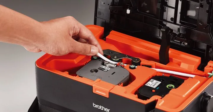 BROTHER PT-E850TKW 標籤印字機PT-E850TKW-1