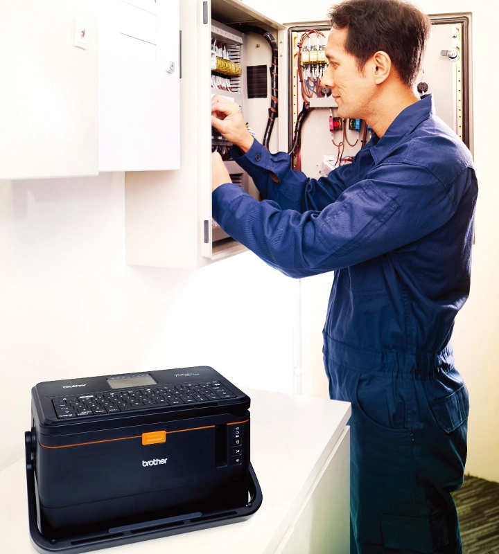 BROTHER PT-E850TKW 標籤印字機PT-E850TKW-4